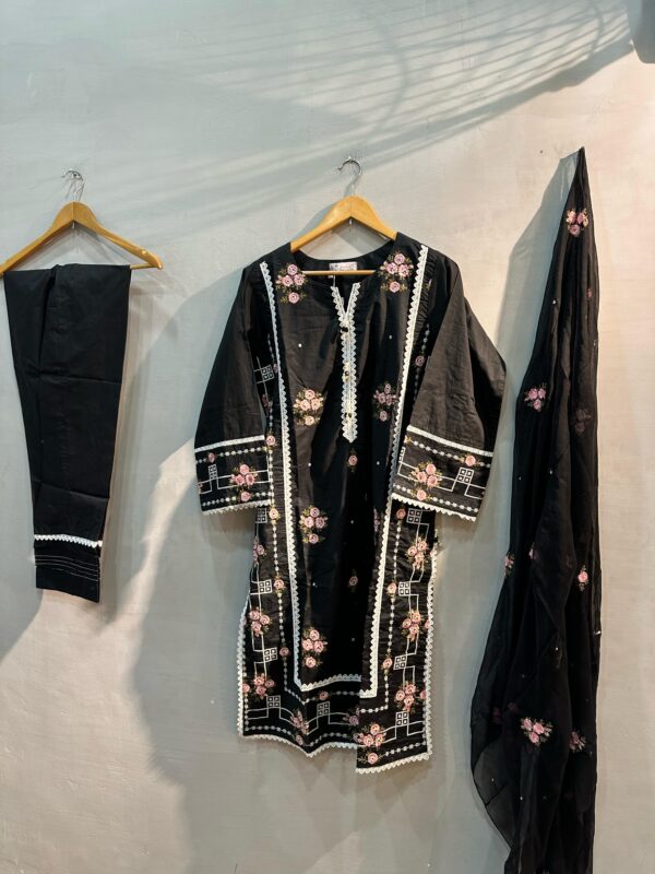 NEW BLACK | 3 PIECE OUTFIT | SOFT BRANDED LAWN STUFF |