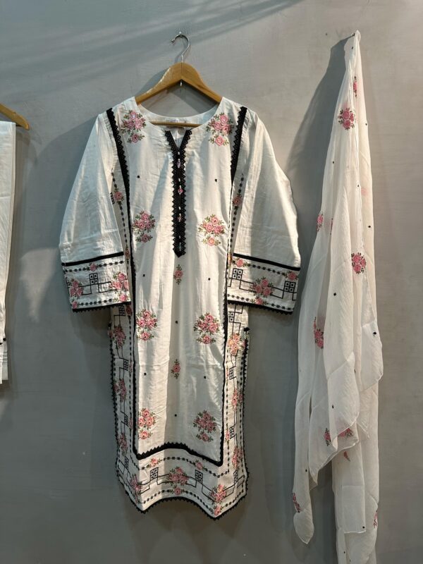 NEW WHITE | 3 PIECE OUTFIT | SOFT BRANDED LAWN STUFF | - Image 2