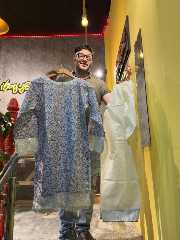 FARSHI SHALWAR | LAWN OUTFIT | 3PIECE | - Image 6