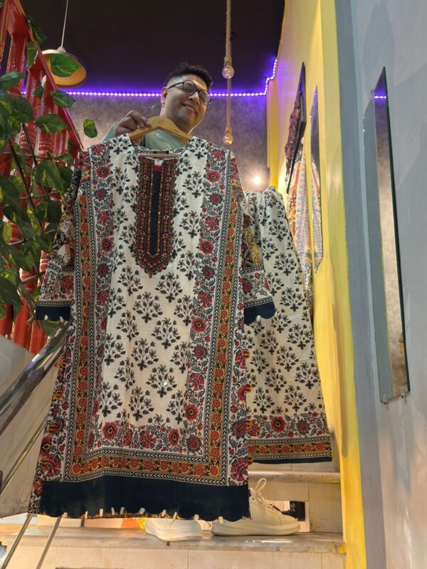 BEAUTIFULL JORA | WINTER SLUB SOFT KHADDAR STUFF | 3 PIECE | - Image 4
