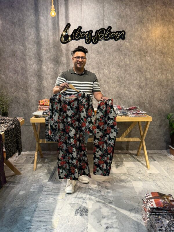 RED & BLACK | SOFT KHADDAR | 2 PIECE OUTFIT | - Image 2